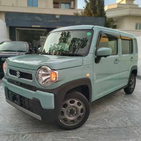 suzuki-hustler-hybrid-g-big-0