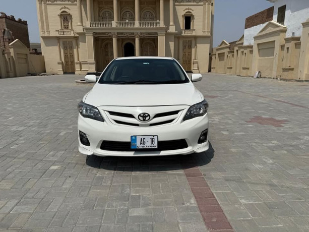 toyota-corolla-altis-16-x-cvt-i-big-0