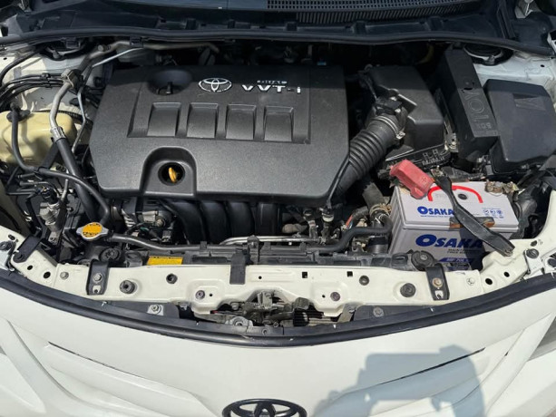 toyota-corolla-altis-16-x-cvt-i-big-7