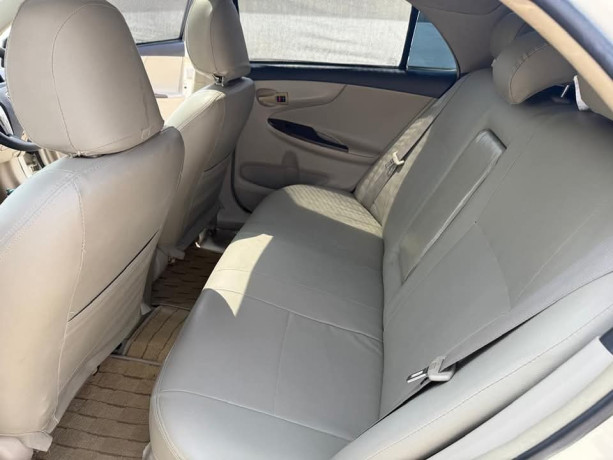 toyota-corolla-altis-16-x-cvt-i-big-9