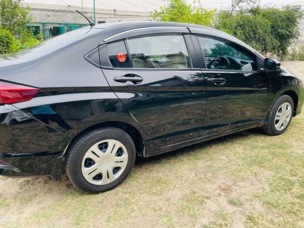 honda-city-12l-cvt-big-2