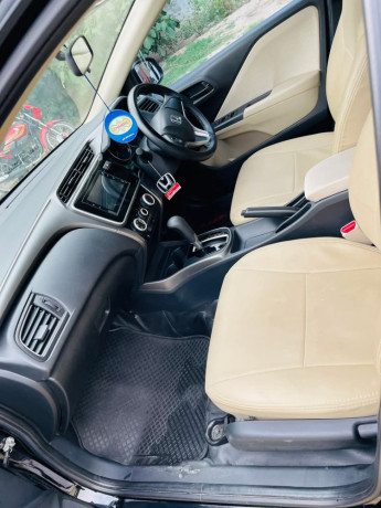 honda-city-12l-cvt-big-4