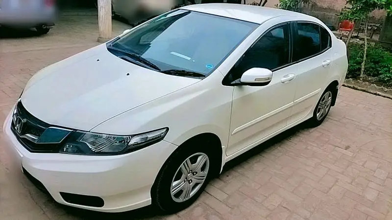 army-officer-used-honda-city-i-vtec-13-2018-total-genuine-big-0