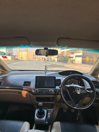 honda-civic-oriel-big-8