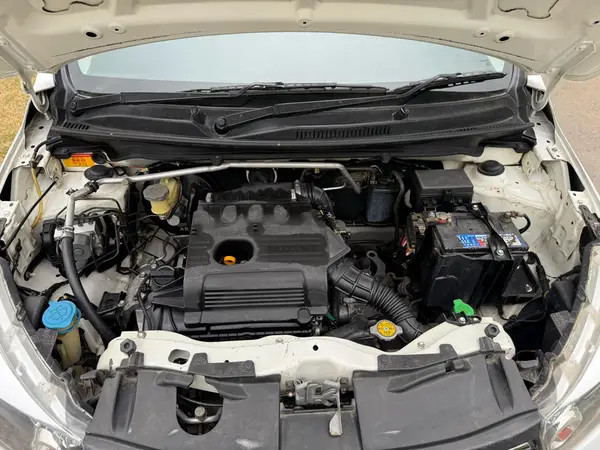 suzuki-cultus-vxl-2019-big-6