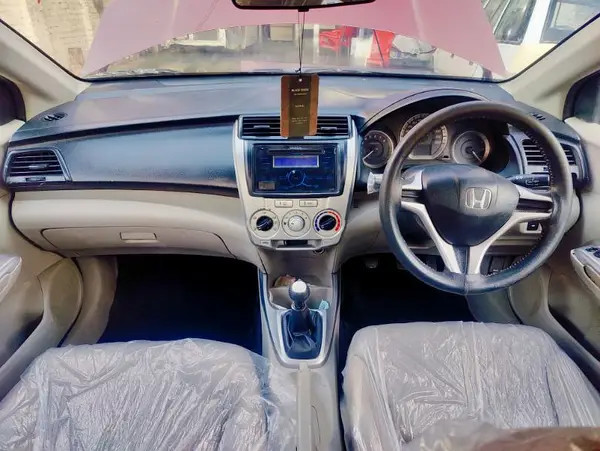 honda-city-ivtec-2019-big-2