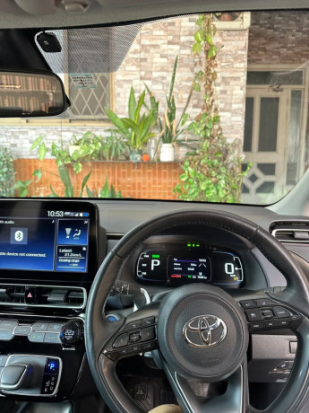 toyota-aqua-z-big-12