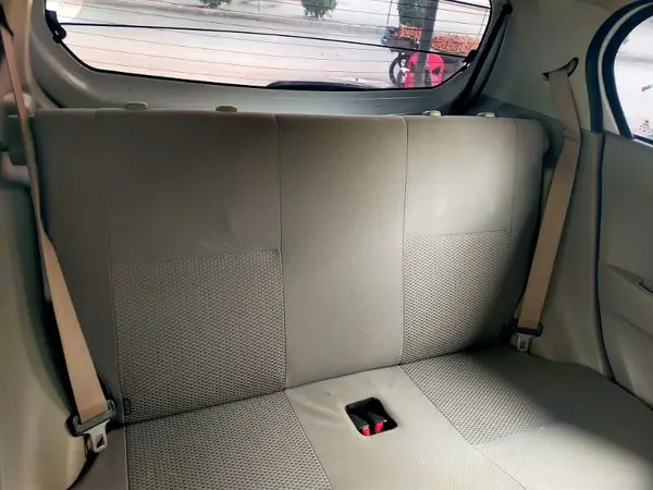 daihatsu-mira-2013-big-3