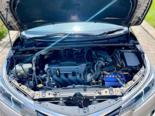 toyota-corolla-gli-2019-automatic
