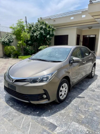 toyota-corolla-gli-2019-automatic-big-7