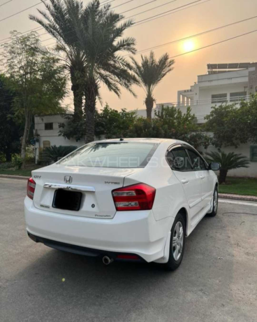 honda-city-12l-cvt-big-5