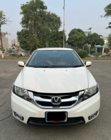 honda-city-12l-cvt-big-0