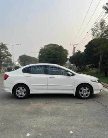 honda-city-12l-cvt-big-2