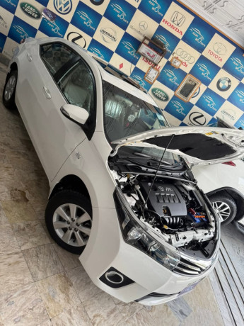 toyota-corolla-altis-x-cvt-i-18-big-9