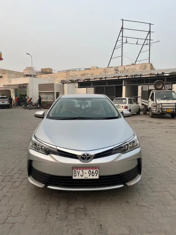 toyota-corolla-gli-2020-big-0