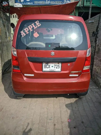 suzuki-wagon-r-2015-big-0
