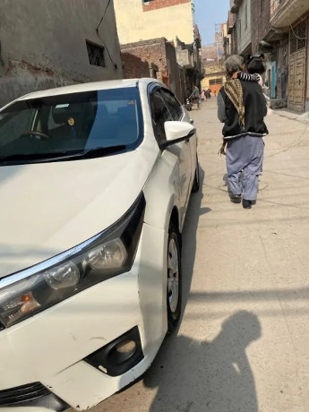 toyota-corolla-big-1