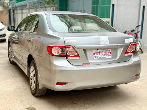 toyota-corolla-altis-x-manual-16-big-2