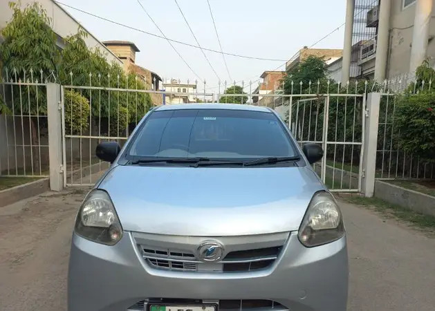daihatsu-mira-e-big-1