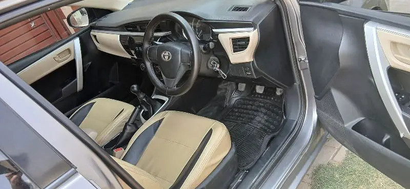 toyota-corolla-gli-2015-islamabad-registered-b2b-genuine-antique-car-big-5