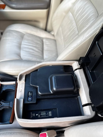 toyota-land-cruiser-zx-gasoline-35l-big-9