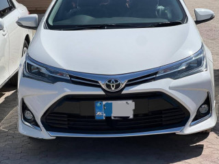 toyota-corolla-altis-x-cvt-i-18