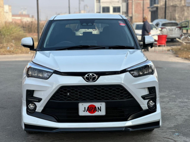 toyota-raize-2021-big-0