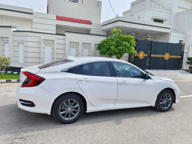 honda-civic-oriel-big-7