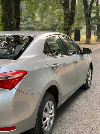 toyota-corolla-altis-16-x-cvt-i-big-3
