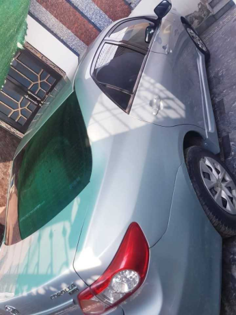 toyota-corolla-altis-x-manual-16-big-2