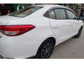 toyota-yaris-sedan-ativ-mt-13-small-7