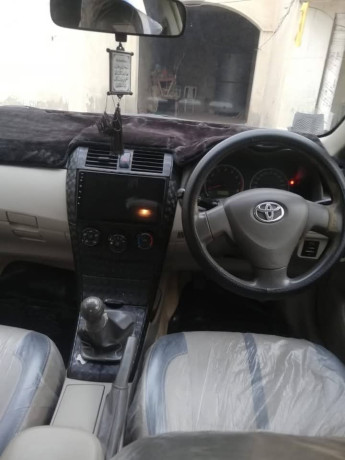 toyota-corolla-altis-x-manual-16-big-4