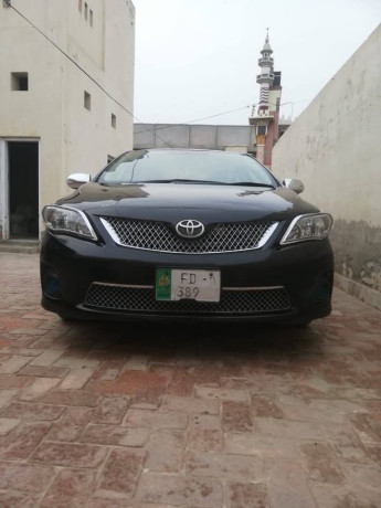 toyota-corolla-altis-x-manual-16-big-2