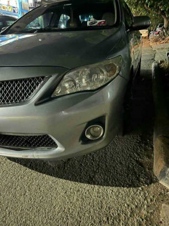 toyota-corolla-altis-x-manual-16-big-0