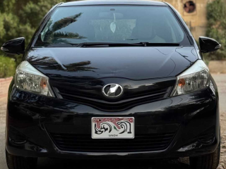toyota-vitz-f-10