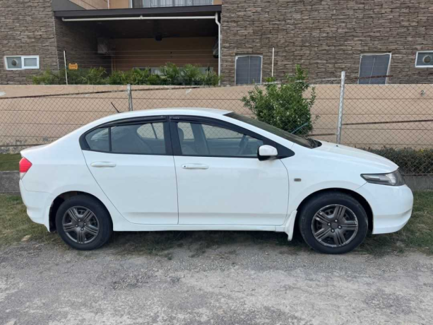 honda-city-12l-mt-big-3