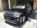 toyota-land-cruiser-small-3
