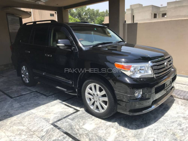 toyota-land-cruiser-big-8
