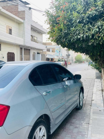honda-city-15l-aspire-mt-big-3