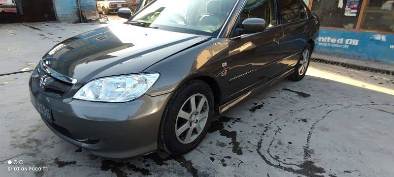 honda-civic-oriel-big-0