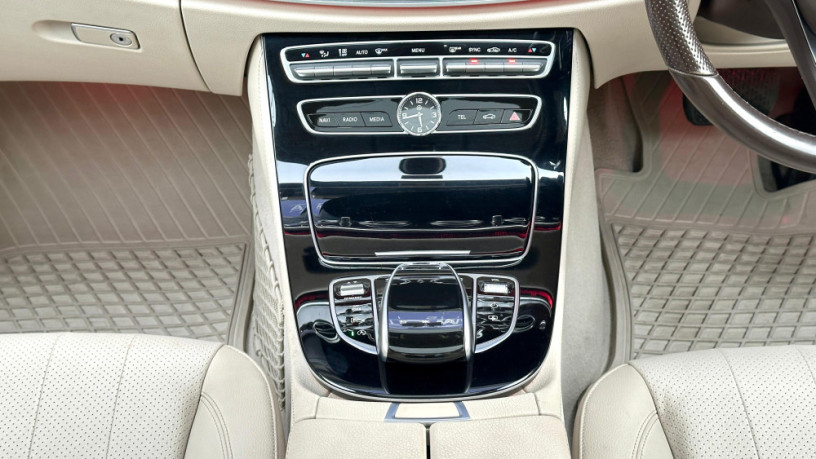 mercedes-benz-e-200-2018-big-2