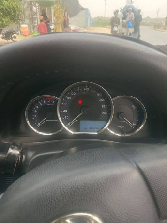 toyota-corolla-gli-big-5