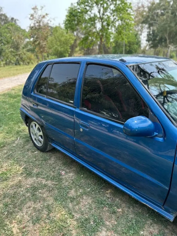 daihatsu-charade-1988-big-11