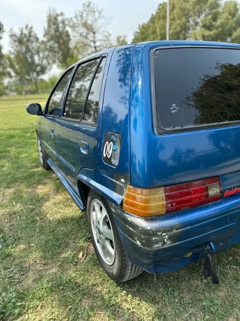 daihatsu-charade-1988-big-10