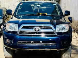toyota-surf-2005
