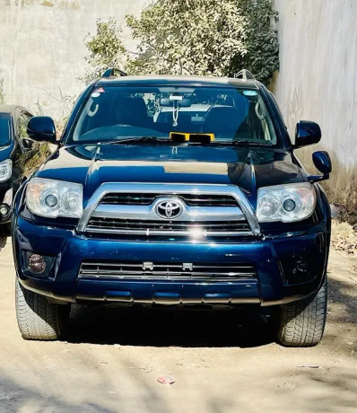 toyota-surf-2005-big-0