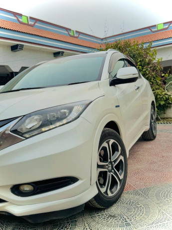 honda-freed-hybrid-b-big-4