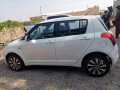 suzuki-swift-dlx-2011-small-8