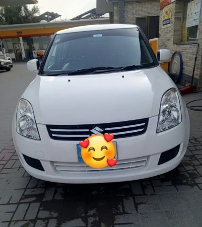suzuki-swift-dlx-2011-big-10
