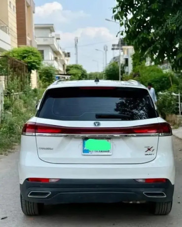 changan-oshan-x7-202223-big-3